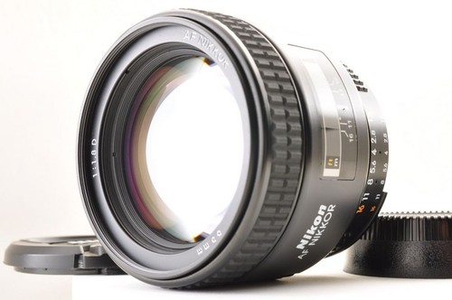 Nikon nikkor 1 8 - af, 85