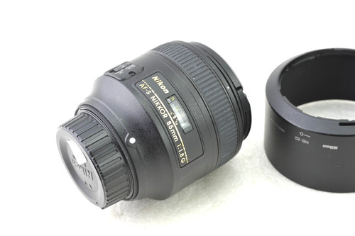 Nikon nikkor f - mm, f/1.8
