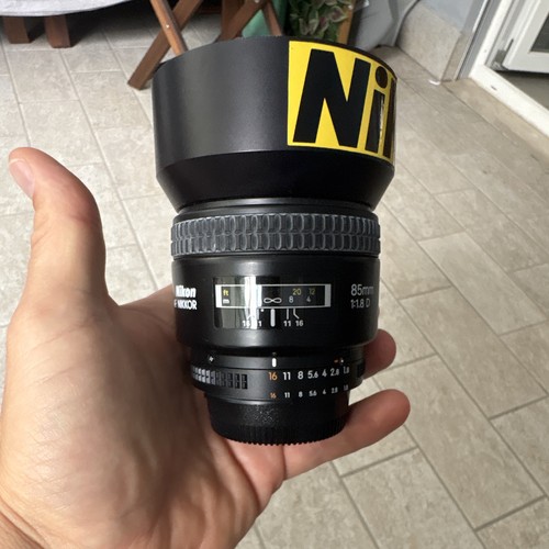 Nikon d700 con nikkor - d700, 85mm