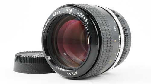 Nikon nikkor f1 - ai, f1.8
