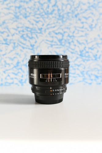 Nikon nikkor 85mm 8d - af,