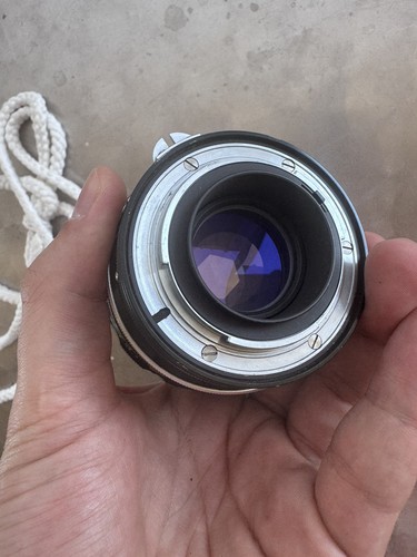 Nikon pre 85mm - ai, f1.8
